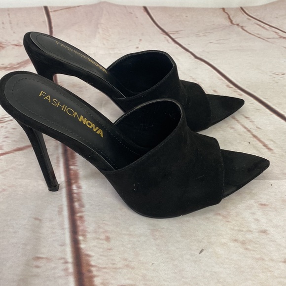 Fashion Nova heels - Picture 2 of 6